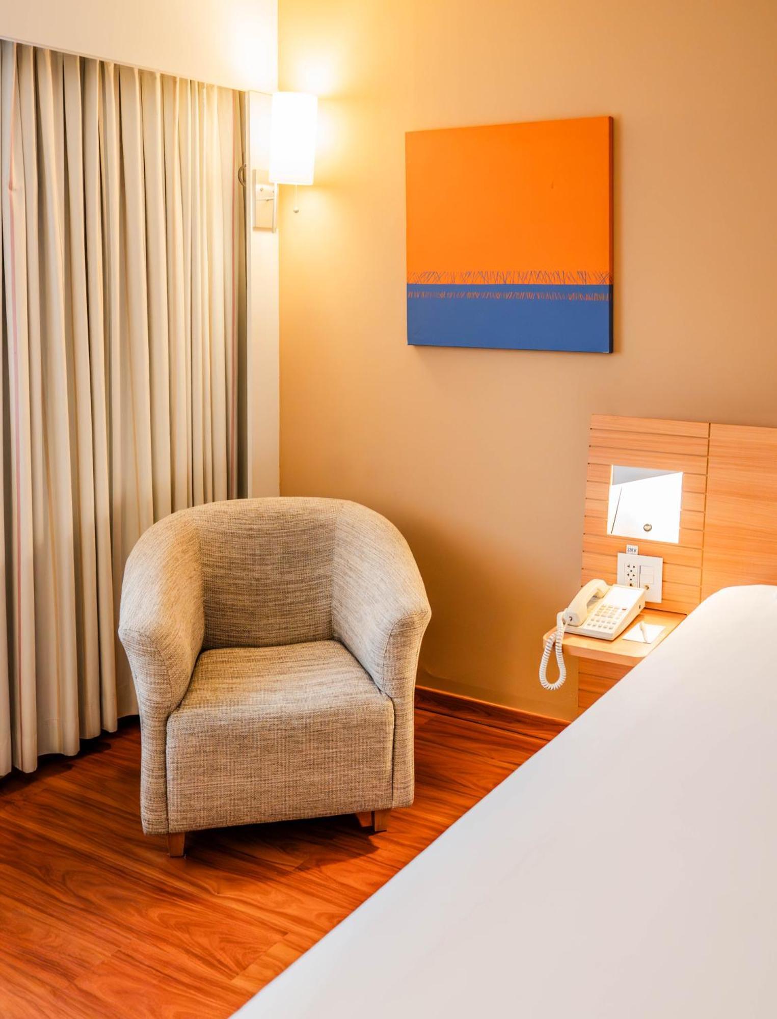 Hotel Novotel San Isidro 4*