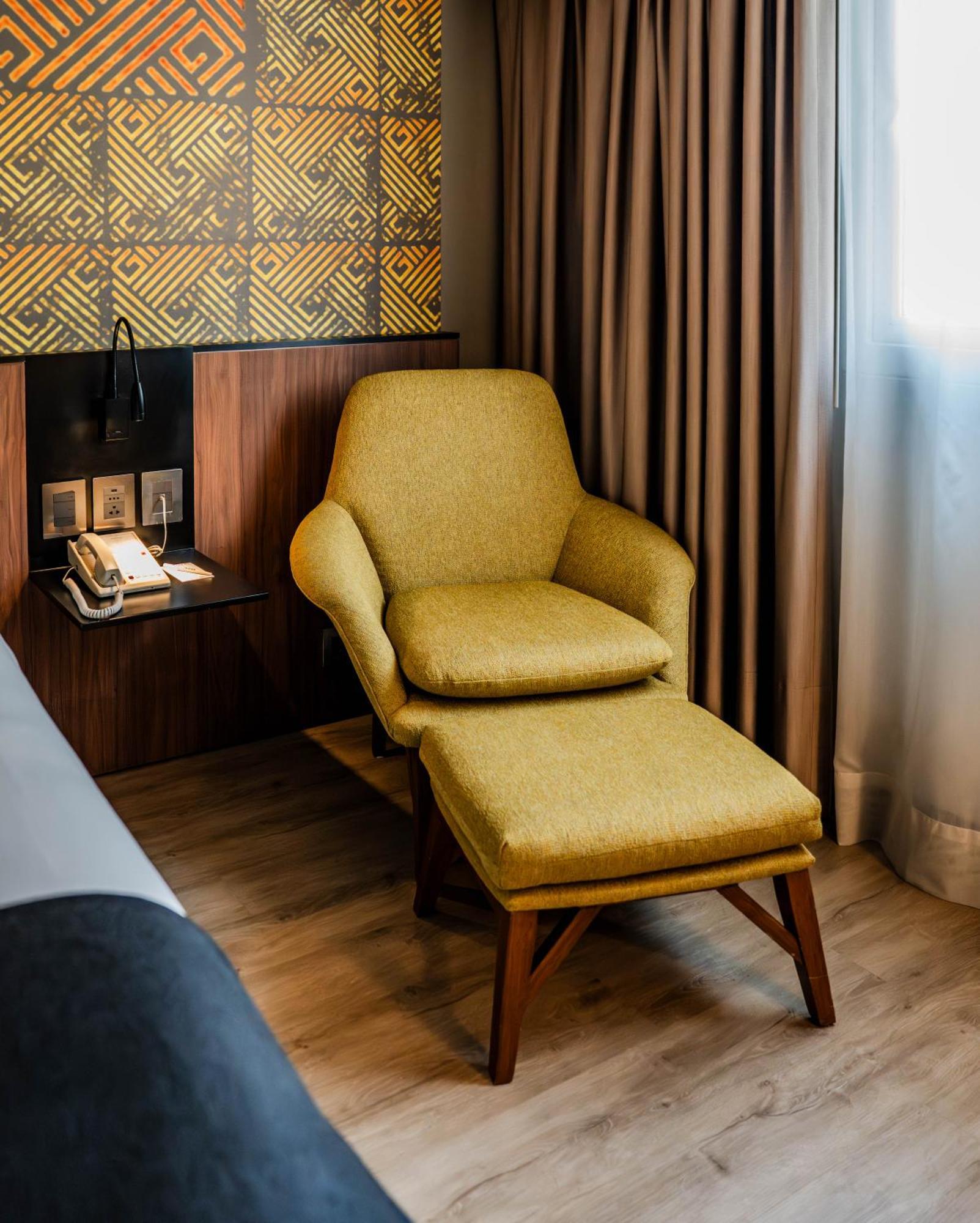 Hotel Novotel San Isidro Lima