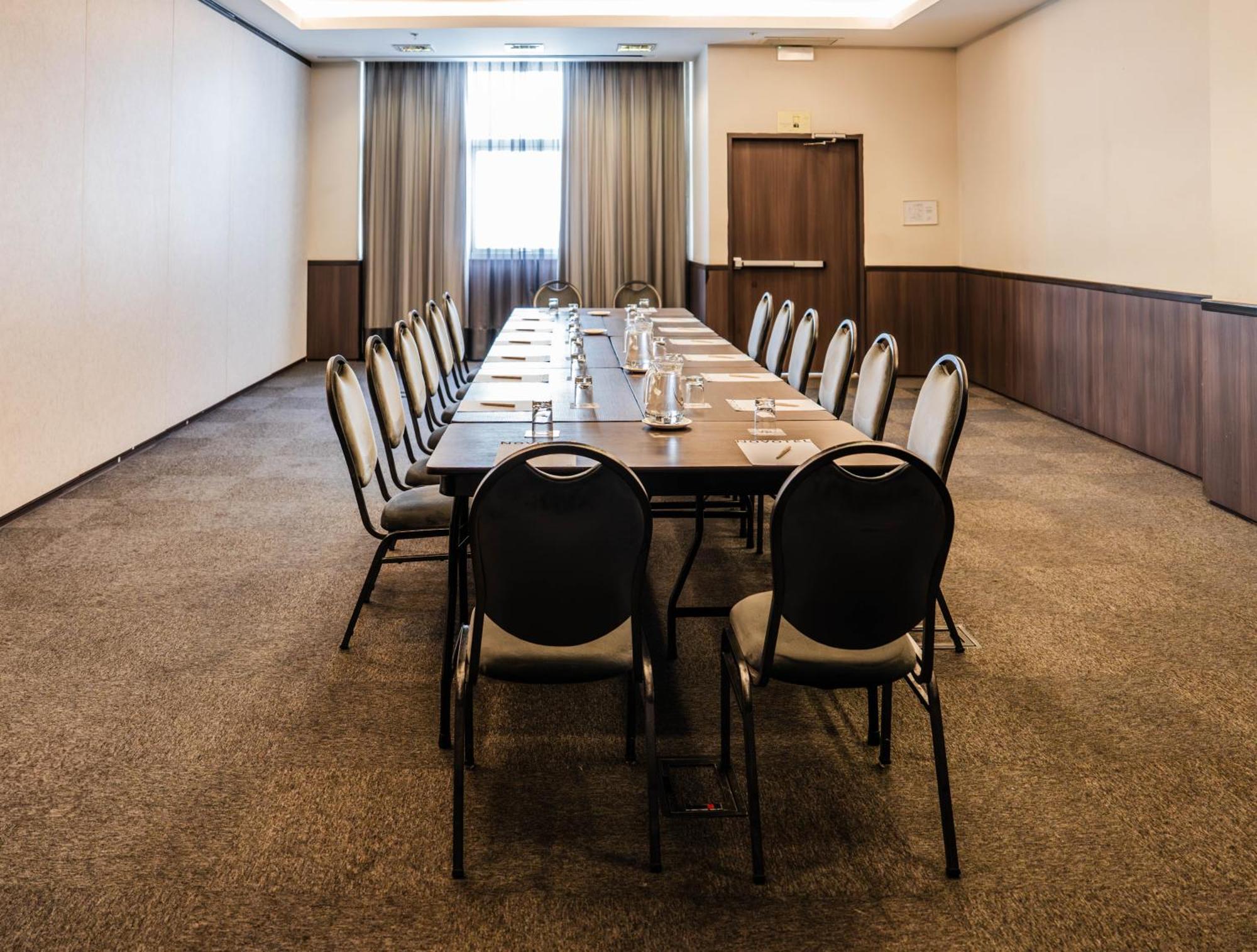 Hotel Novotel San Isidro Lima