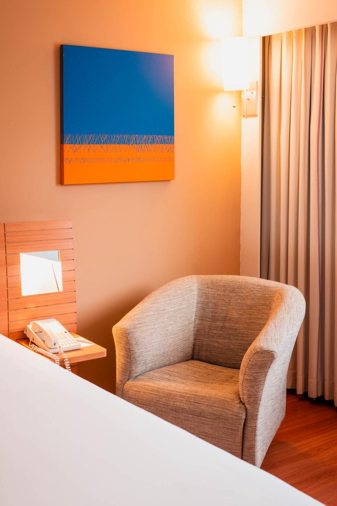 Novotel San Isidro Hotel 4*